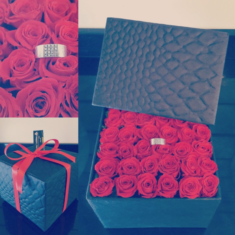 Coffret de 36 roses éternelles Coffret de 36 roses éternelles